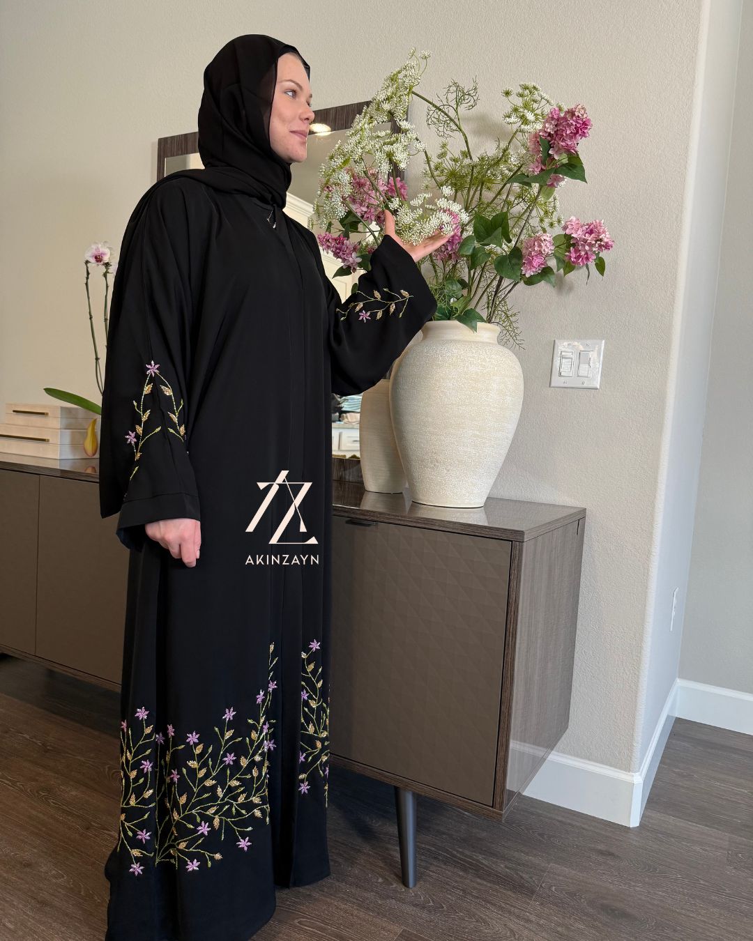 Zahara Abaya