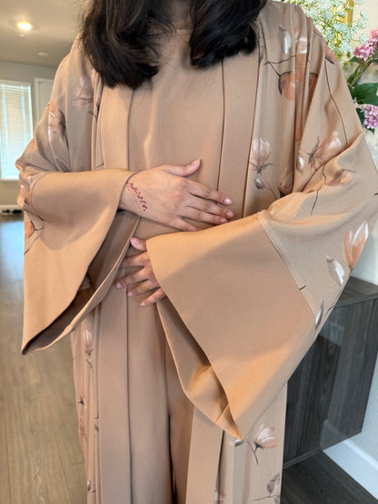 Neha Kimono set