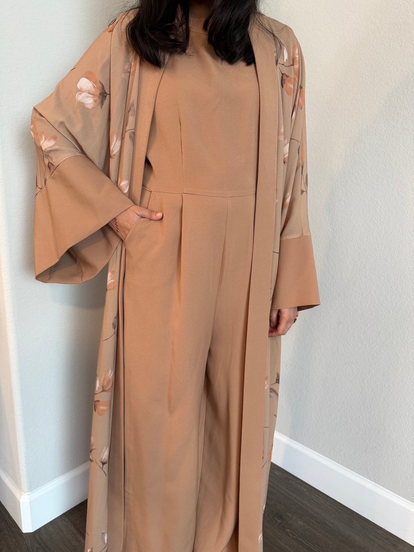 Neha Kimono set