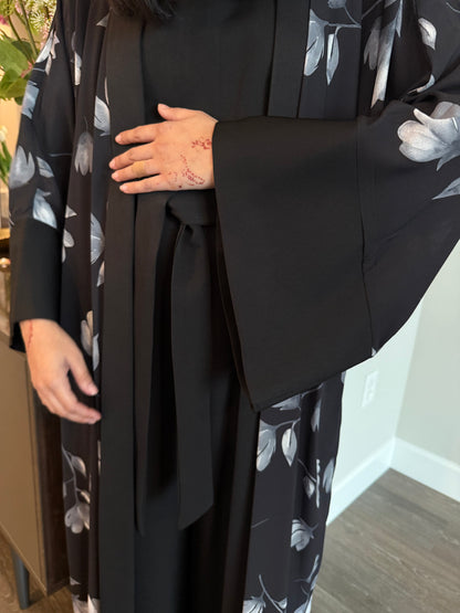 Neha Kimono set