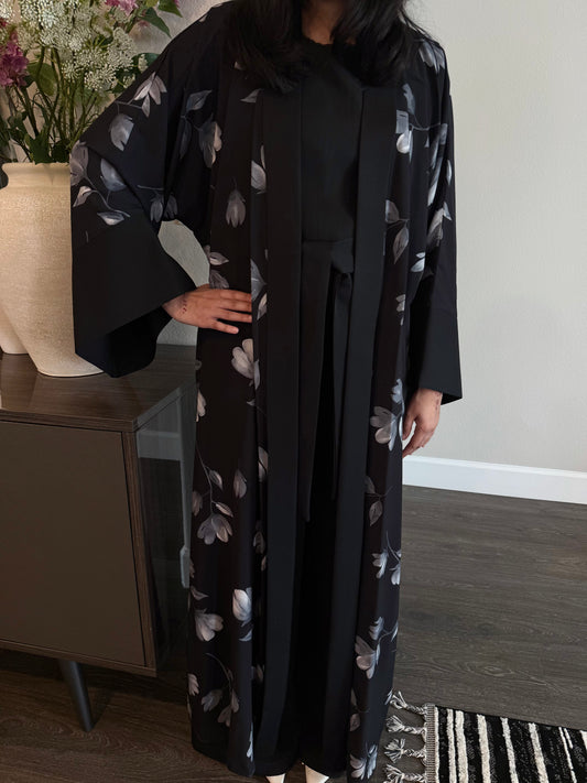 Neha Kimono set
