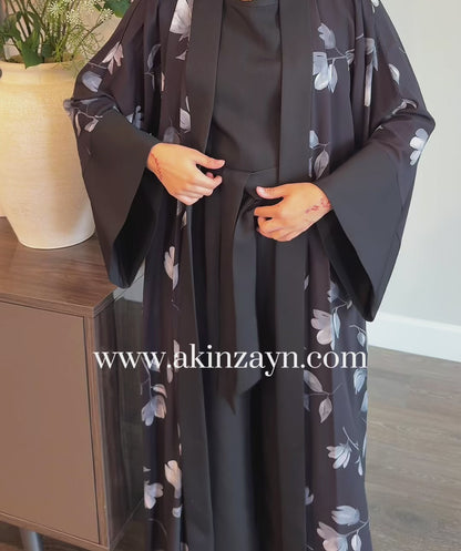 Neha Kimono set